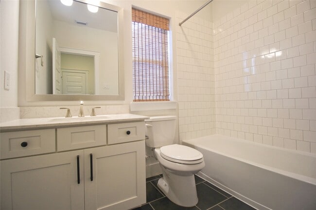 Building Photo - 18146 Moonlit River Dr