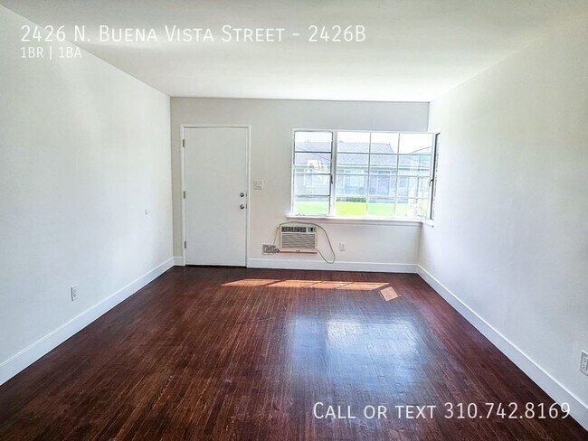 Building Photo - 2426 N Buena Vista St