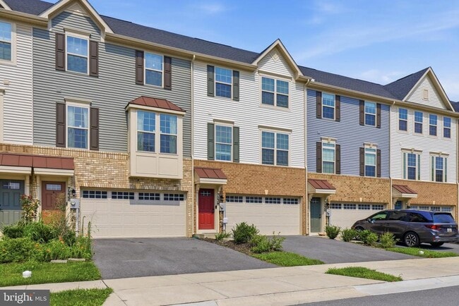 Building Photo - 7234 Bodkin Wy