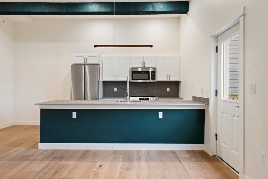 Building Photo - Orono Lofts