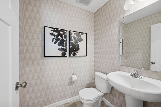 Building Photo - New Year - New Place!