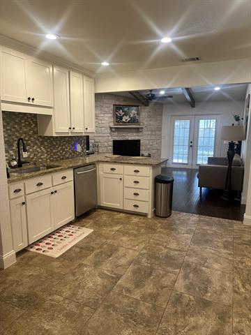 Building Photo - 5408 Cortez Dr