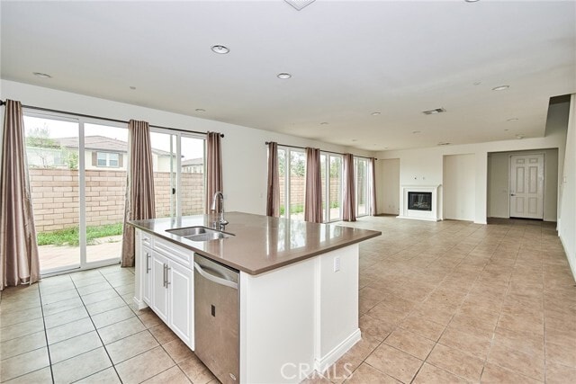 Building Photo - 2962 E Via Corvina