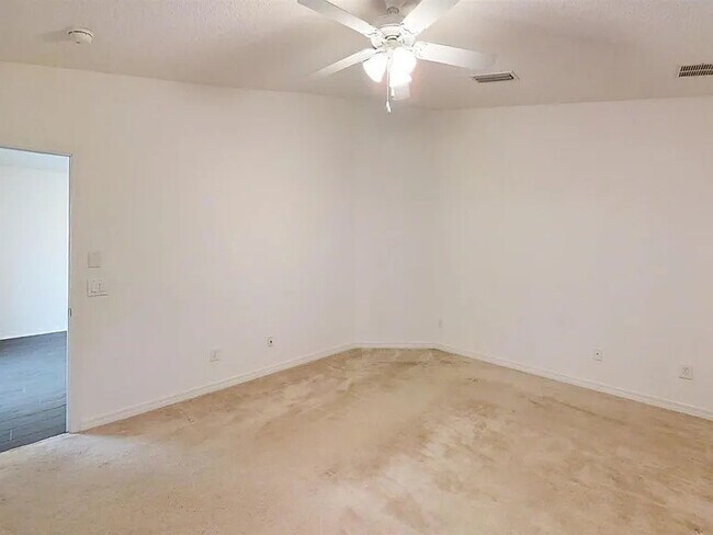 Building Photo - 4888 Makenna Cir