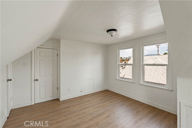 Building Photo - 272 W 9th St