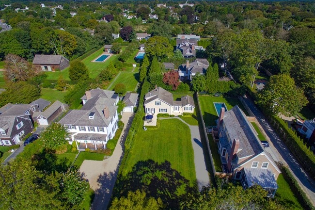 Building Photo - 109 Toylsome Ln