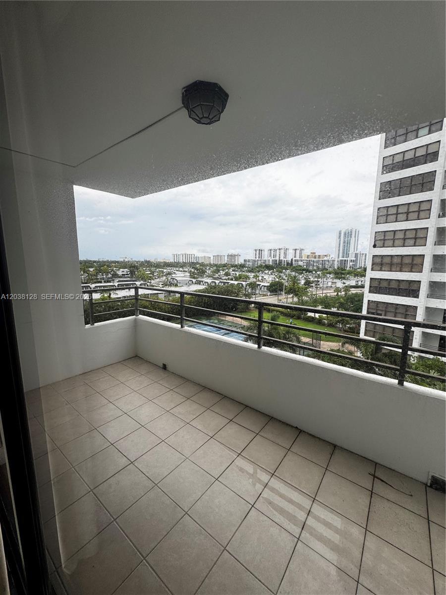 Building Photo - 600 Three Islands Blvd