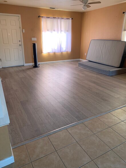 Living Area - 965 Weeping Willow Ct