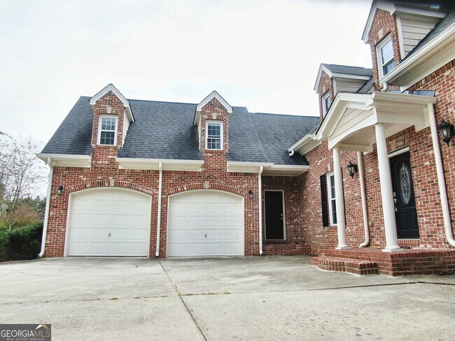 Building Photo - 4901 Planters Walk