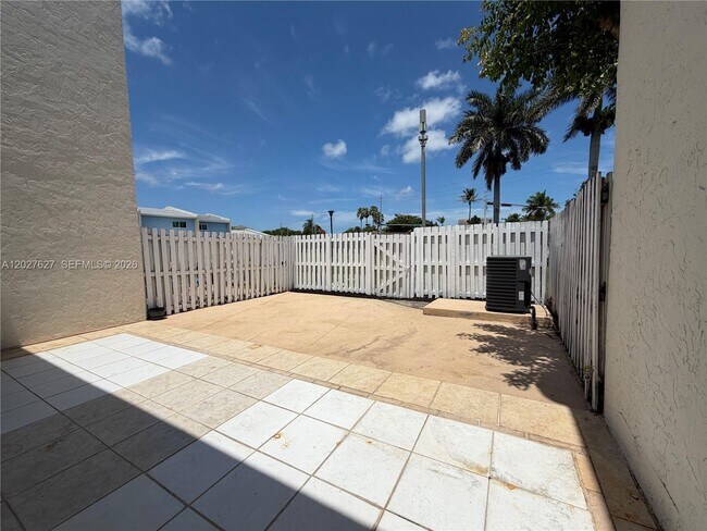 Building Photo - 22317 SW 103rd Ave