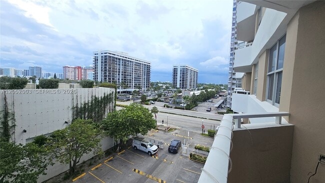 Building Photo - 1980 S Ocean Dr