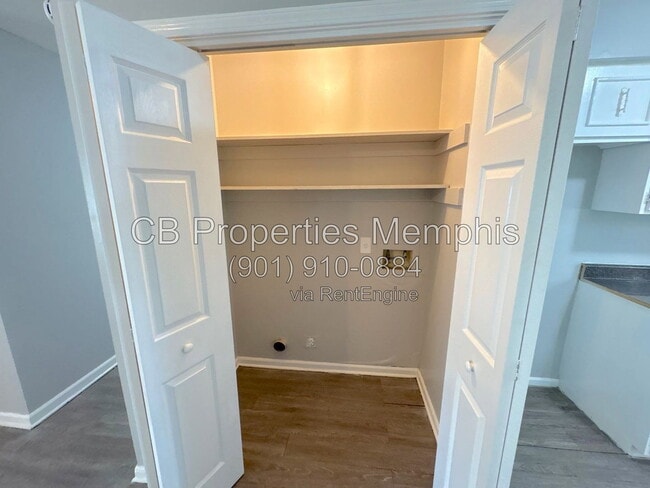 Building Photo - 4872 Burgess Cove