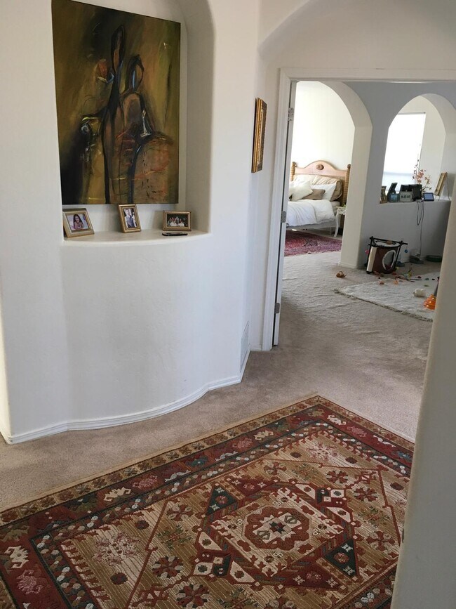 Building Photo - 1124 San Augustin Dr