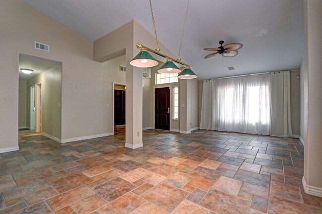 Building Photo - Fabulous Summerlin  Home!
