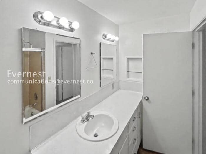 Building Photo - 2510 Jefferson St