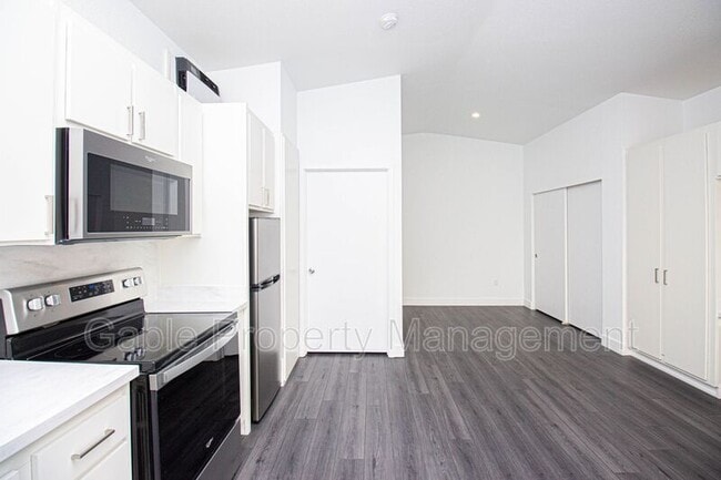 Building Photo - 11710 Albers St