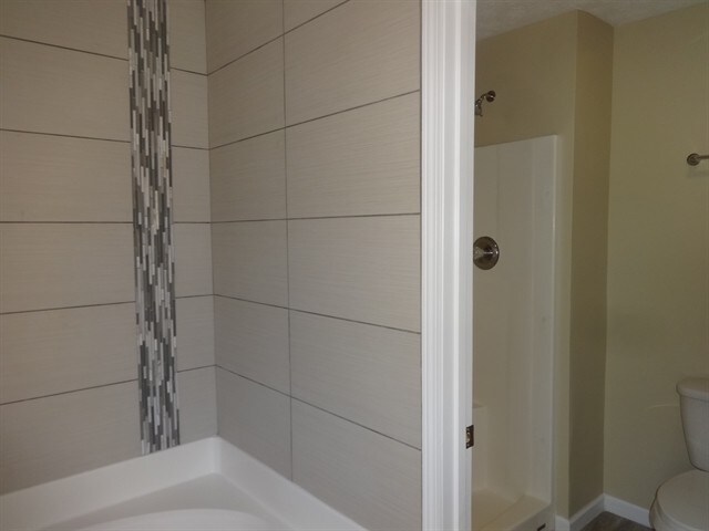 Building Photo - 5116 Sand Ct