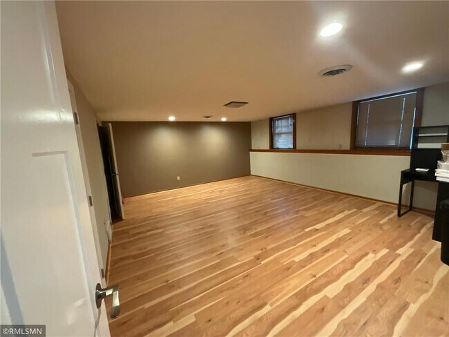 Building Photo - 1436 Selby Ave