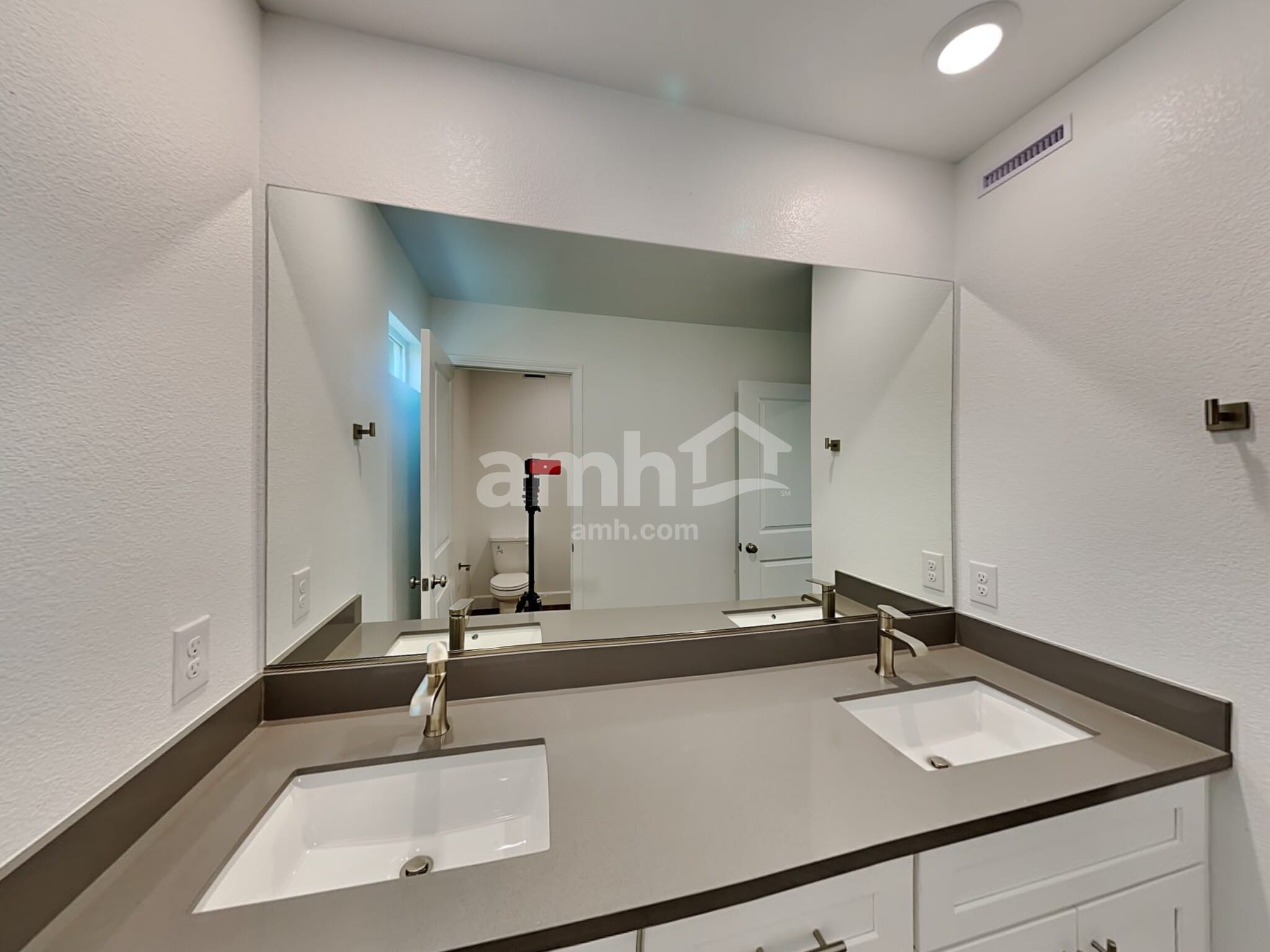 Building Photo - 9139 Liberty Cap Ct