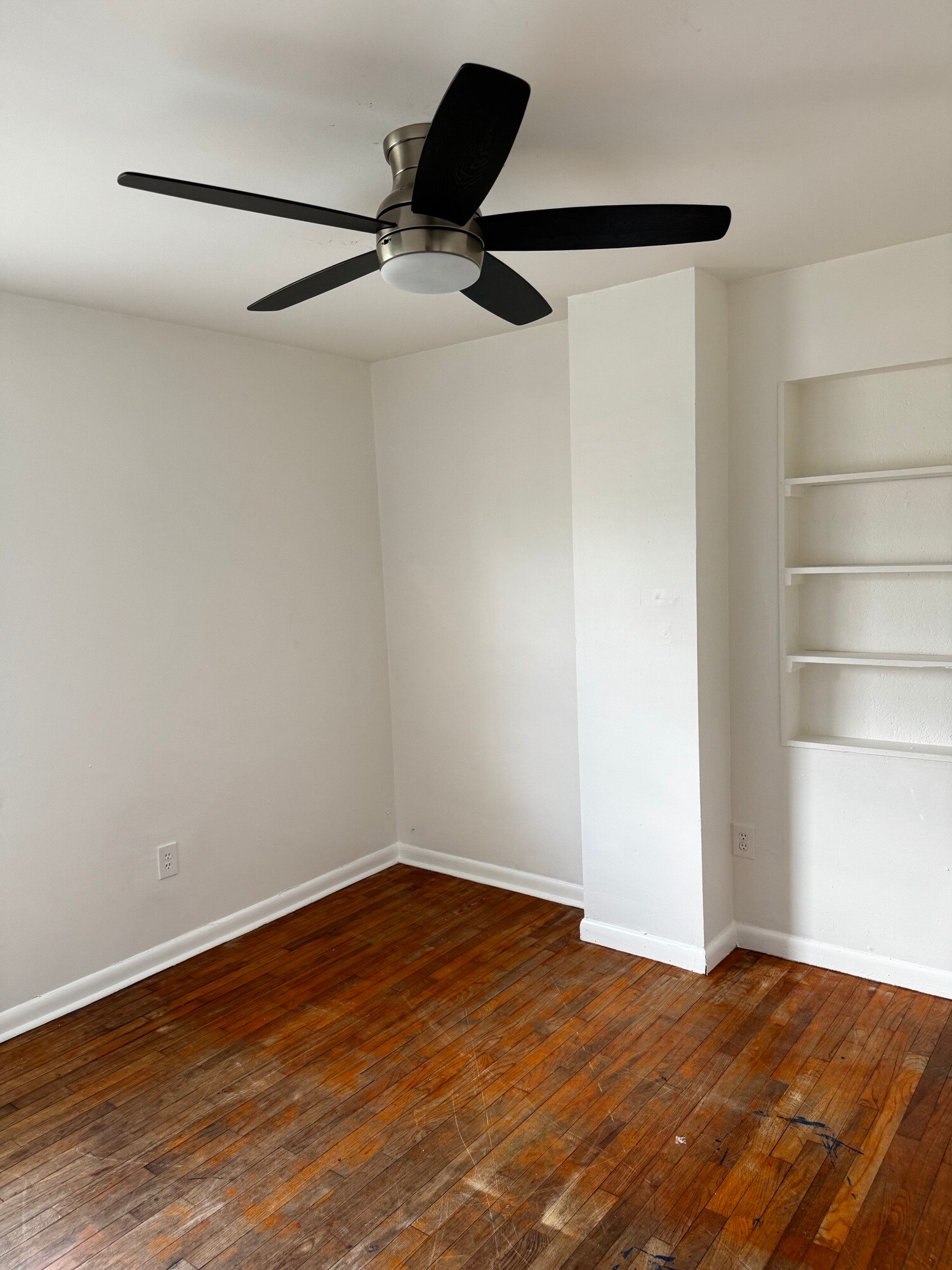 Building Photo - 3403 Rostan Ln