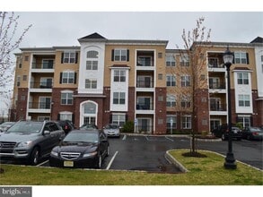 Building Photo - 1338 Sierra Dr