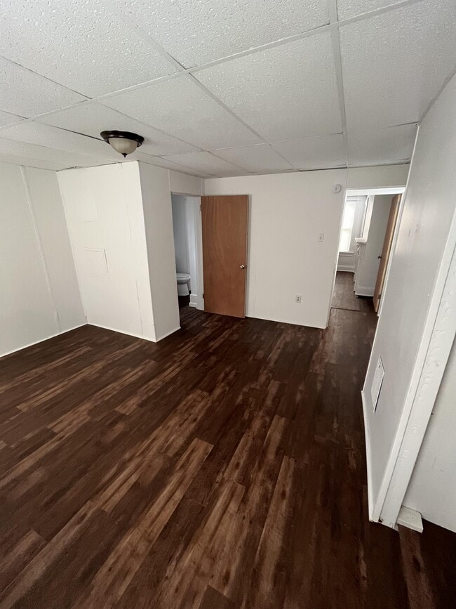 Building Photo - 1513 Ridge Ave