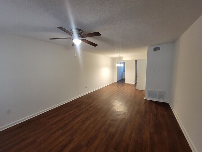 Building Photo - 777 Stevens Creek Rd