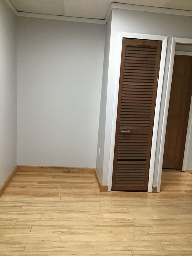 Building Photo - Spacious Mountain Home With Finished Basement & Great Location!