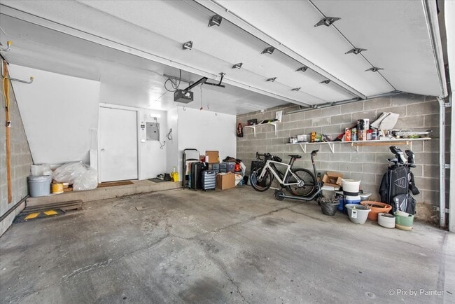 Building Photo - 2508 N Bosworth Ave