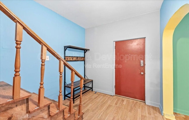 Building Photo - 1932 N Karlov Ave