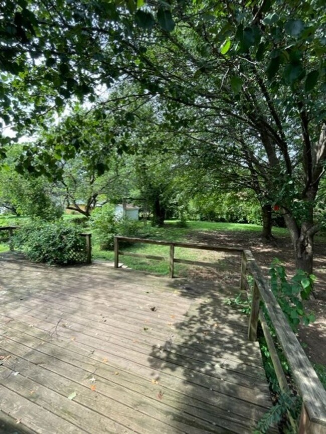 Building Photo - 3 Bed 2 Bath in Phelps Grove