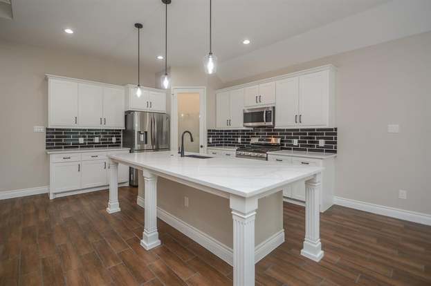 Building Photo - 14922 Indian Hill Trail