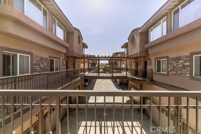 Building Photo - 5241 Colodny Dr