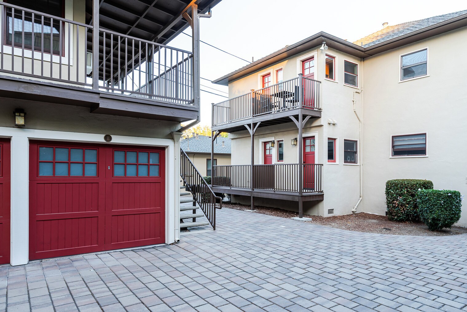 Building Photo - 317 Hawthorne Ave