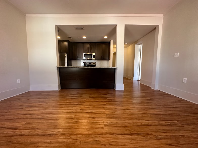 Building Photo - 519 E Capitol Ave