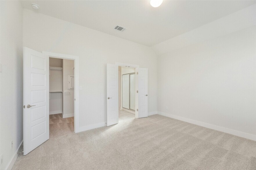 Building Photo - 20916 Brooklynn Melissa Dr