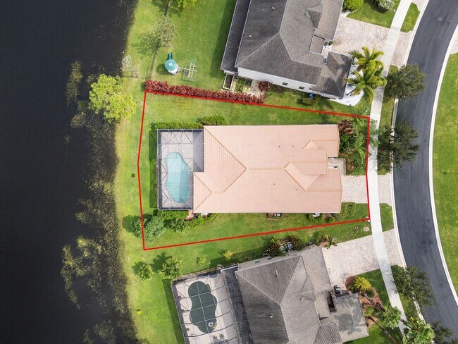 Building Photo - 4/3/2 Copperleaf POOL home in Palm City!!