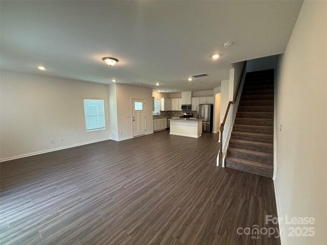 Building Photo - 3204 Lilac Grove Dr