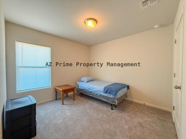 Building Photo - 1209 W Seagoe Ave