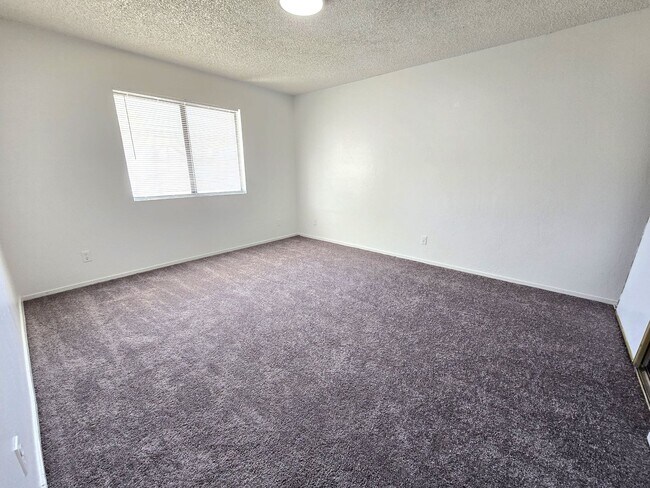 Building Photo - 2 Story 4 Bedroom House Just painted and n...