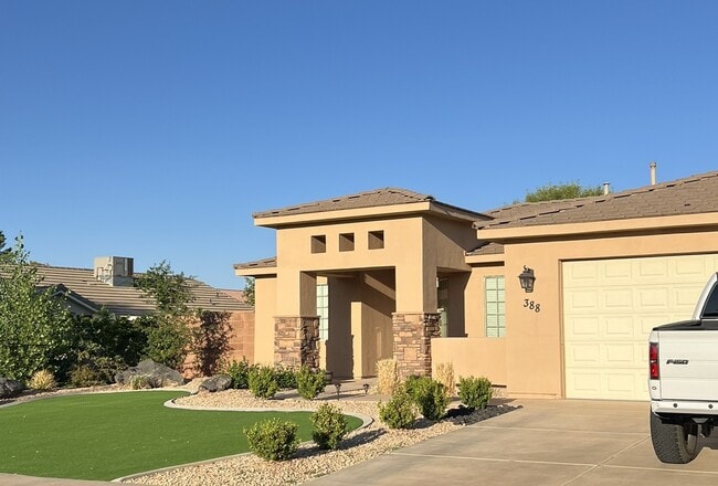 Building Photo - 388 N 3380 W