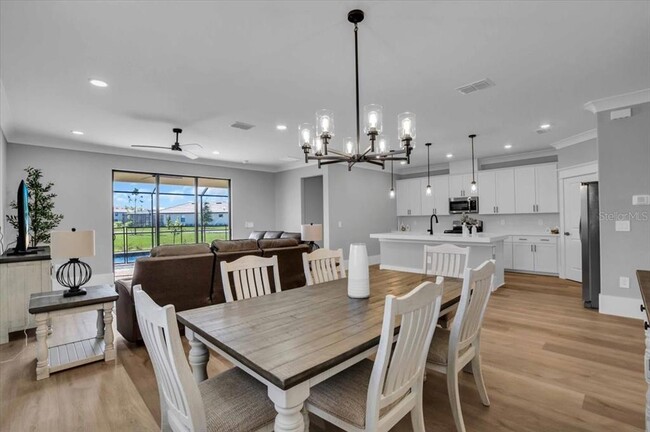 Building Photo - 15018 Oxford Grey Dr