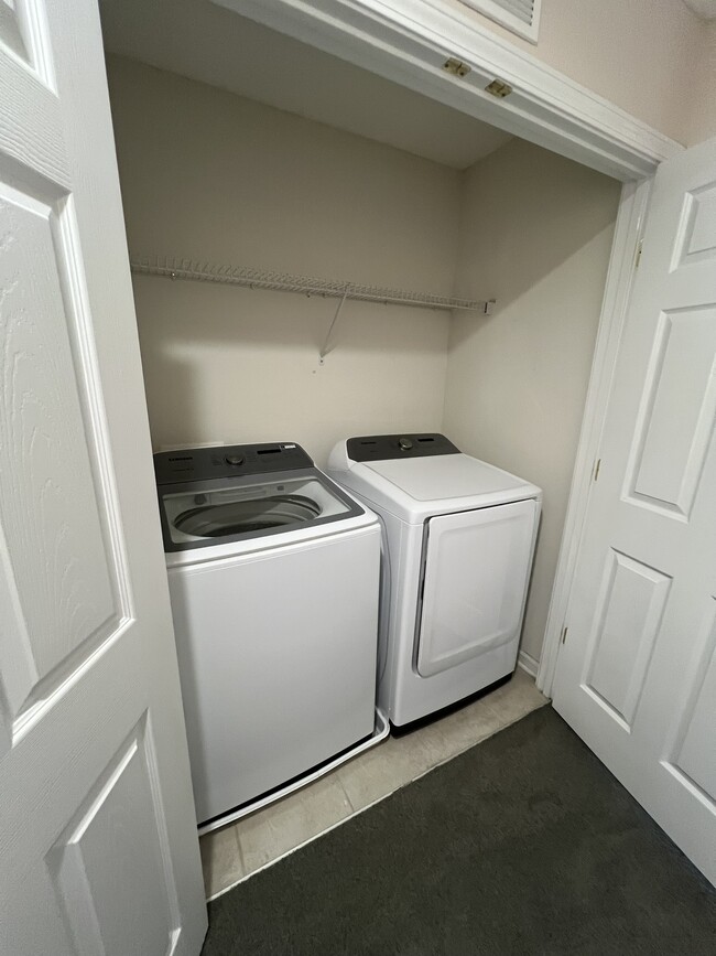 Full Size Washer and Dryer - 5906 Brice Ct