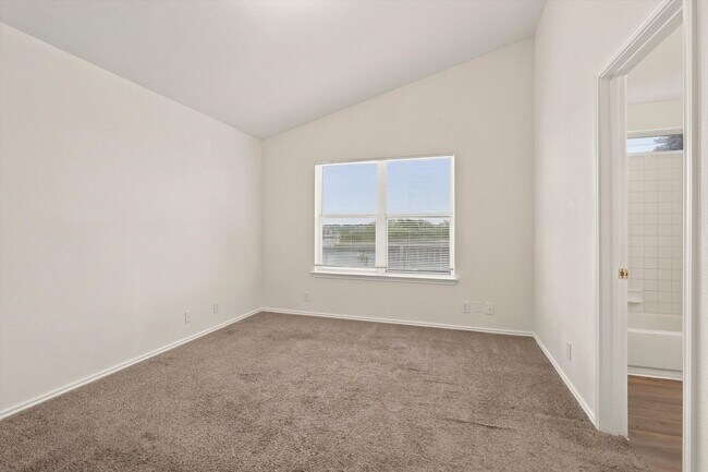 Building Photo - 6918 Sandy Point Dr
