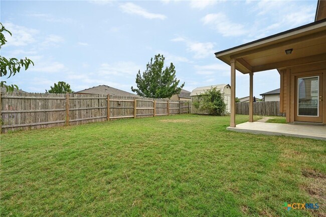 Building Photo - 110 Brazoria Trail
