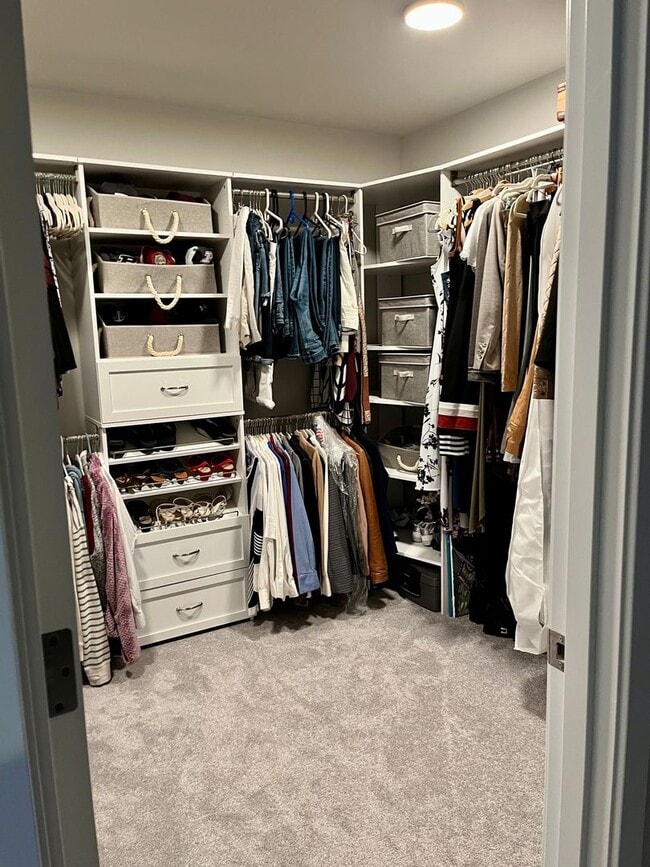 Building Photo - Beautiful New 2-Story Poulsbo Home