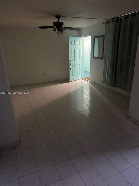 Building Photo - 701 Collins Ave