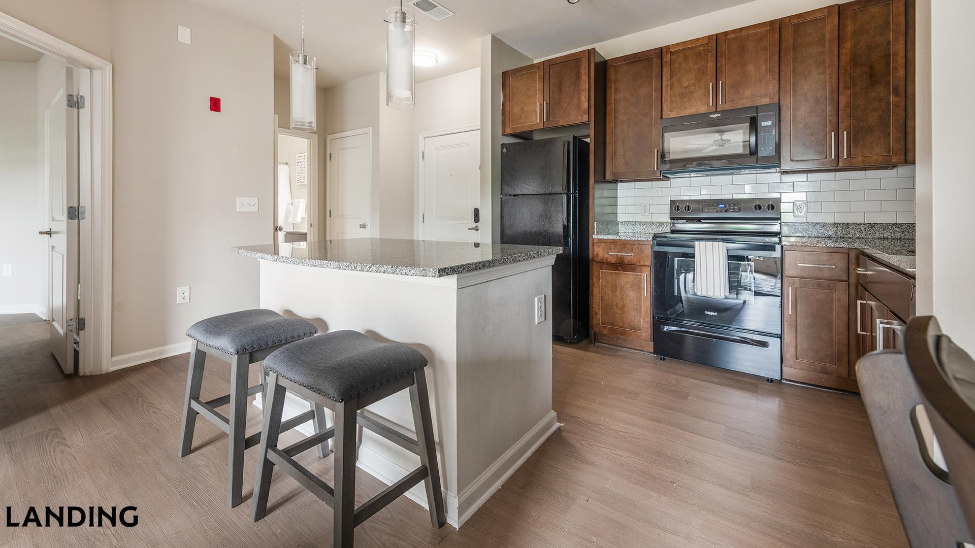 Building Photo - 8100 Palisades Cir