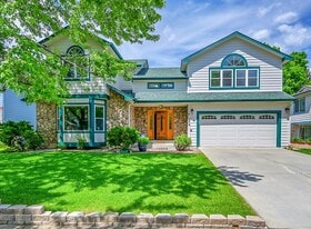 Building Photo - 379 Lincoln Ct