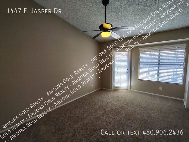 Building Photo - 1447 E Jasper Dr